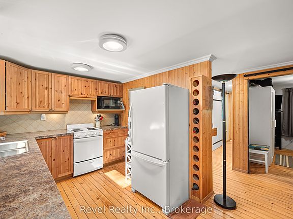 5th image of 59 Brook Rd