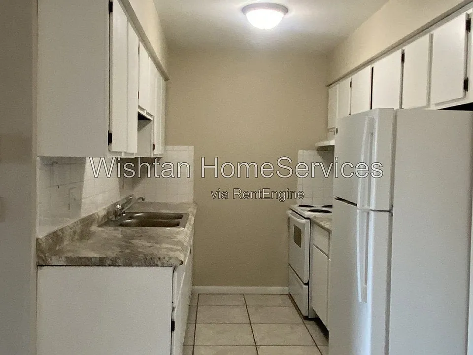 201 Charleston Blvd #2