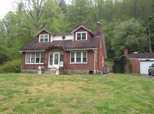 7943 State Route 40 E, Williamsport, KY 41271