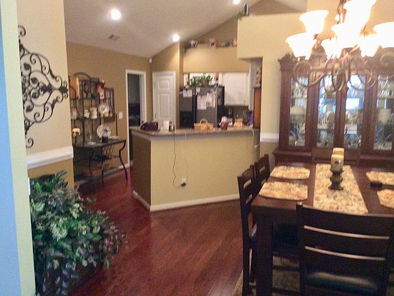 3rd image of 1201 Heritage Club Dr