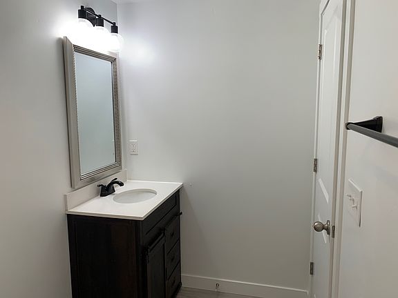 3rd image of 3551 W Grassland Dr