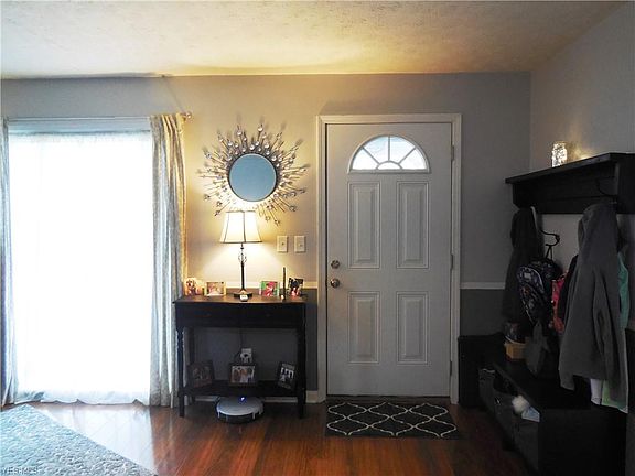 3rd image of 212 Adams Ave