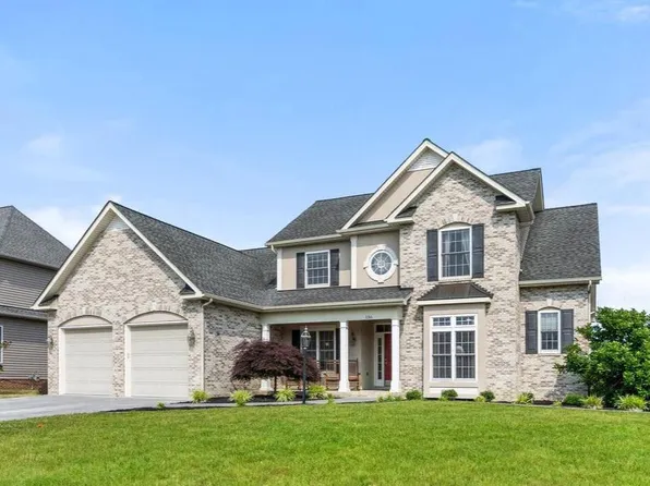 136 Cahille Dr, Winchester, VA 22602