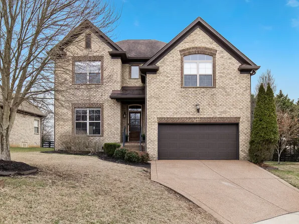 169 Ruland Cir, Hendersonville, TN 37075