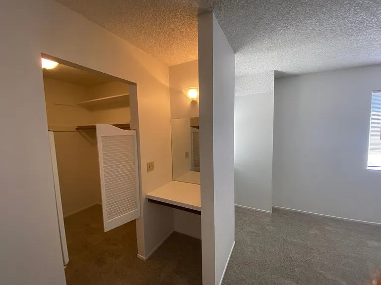 313 Eldridge Ave — Photo 8