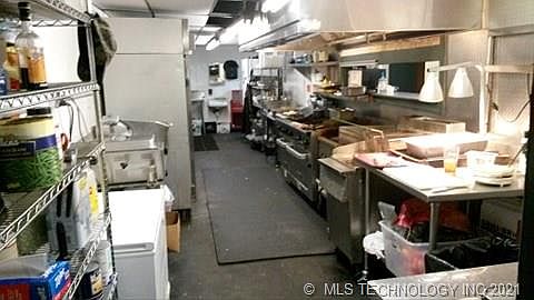 2nd image of 111 W Main St
