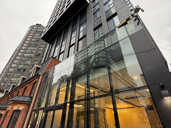 8 Wellesley St W, Toronto, ON