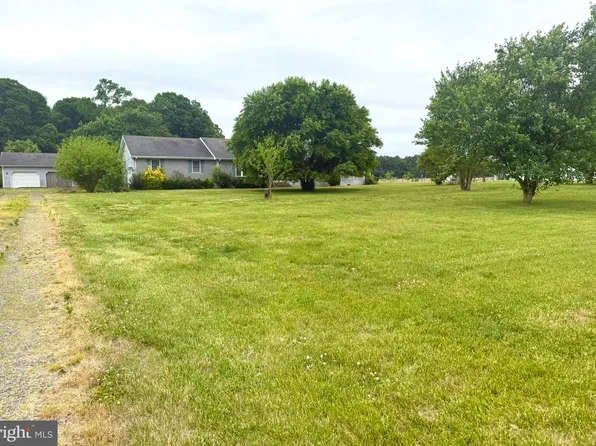 4604 Woodpecker Rd, Seaford, DE 19973