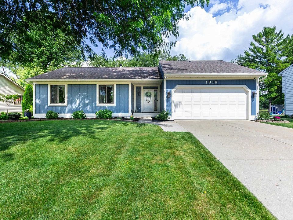 1st image of 1818 Amberina Dr