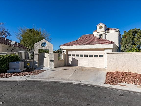 3rd image of 5269 Crooked Valley Dr