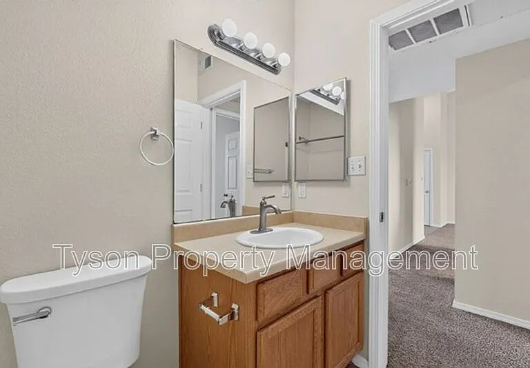 4209 Ridgeway Ct SE #D — Photo 21