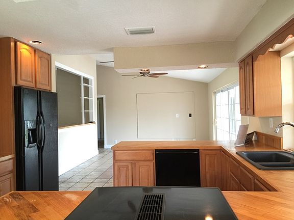 3rd image of 673 NW 100th Way