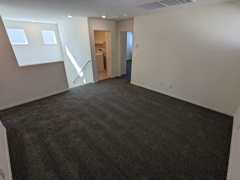 7071 Alabaster Peak St — Photo 12