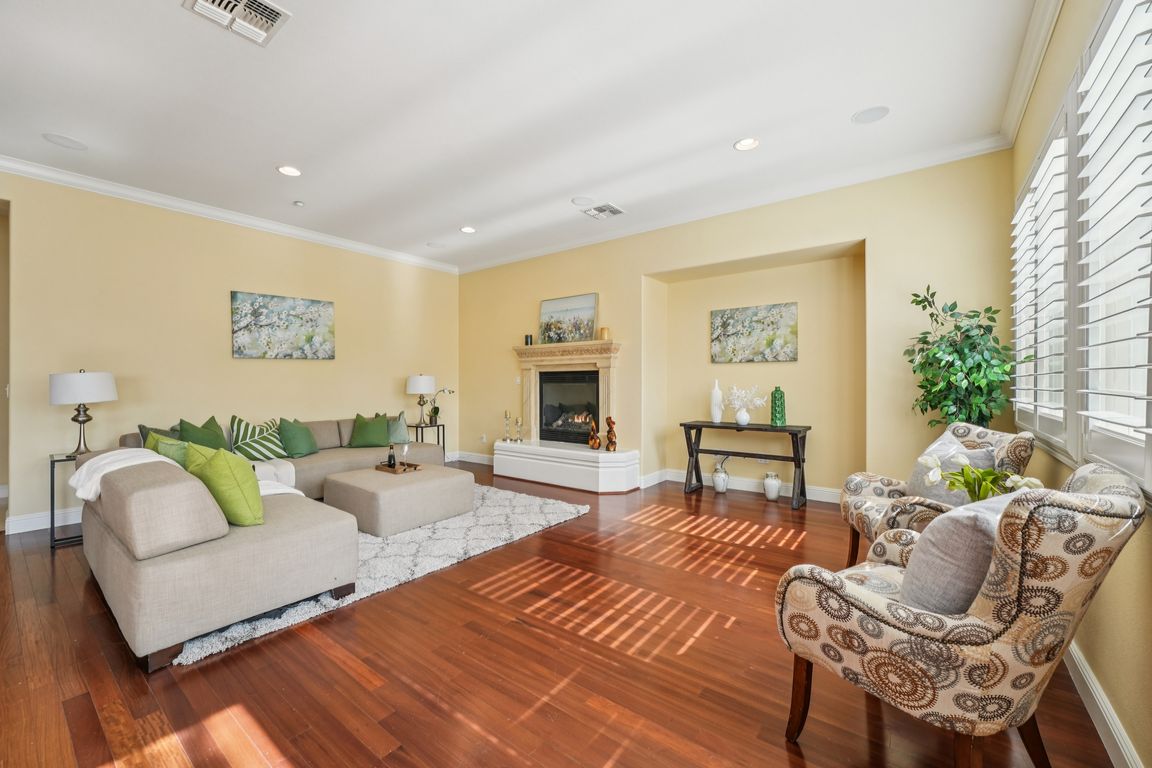 next background image