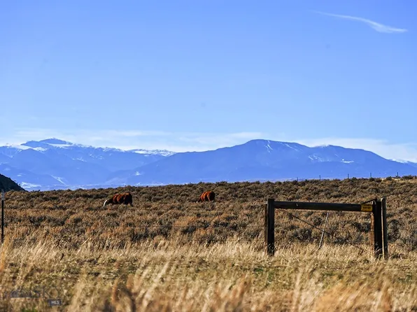 Cottonwood Rd, Bridger, MT 59014