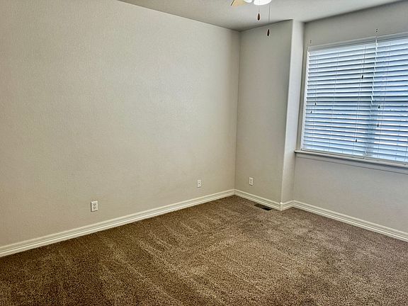 4th image of 3604 Palermo Ave