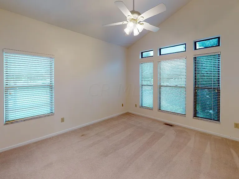6498 Ringsend Ct — Photo 55