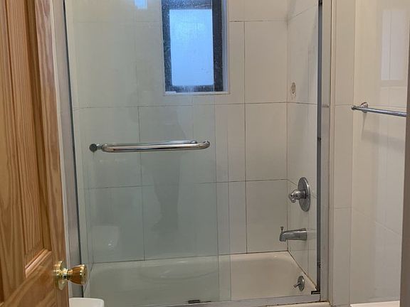3rd image of 2562 35th St APT 1D