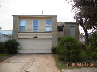 4230 Willow Beach Dr, Houston, TX 77072