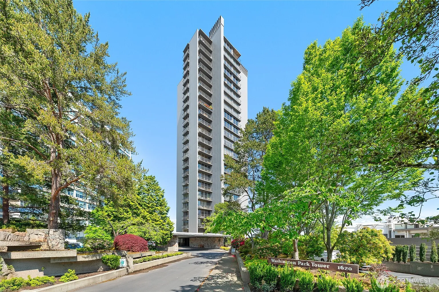 1620 43rd Avenue E #3B photo 1