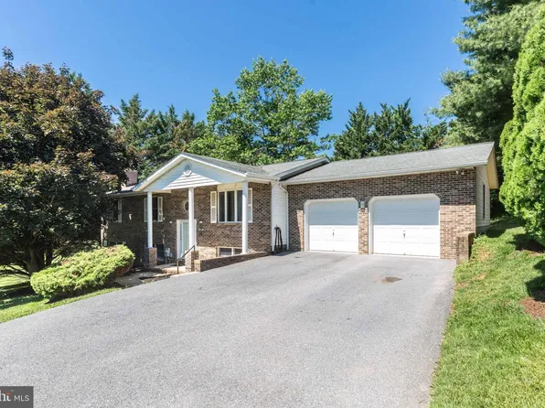 1260 Campus Ct, Westminster, MD 21157