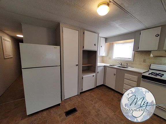 5th image of 1607 1/2 Lindy Ln