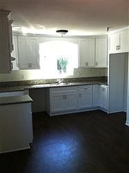 3rd image of 376 W 15th St