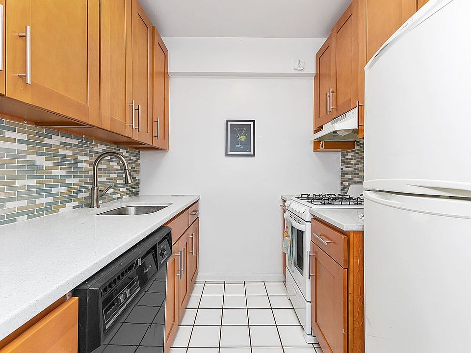 1st image of 10025 Queens Blvd APT 2B