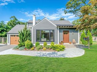 16 Shore Rd, Patchogue, NY 11772