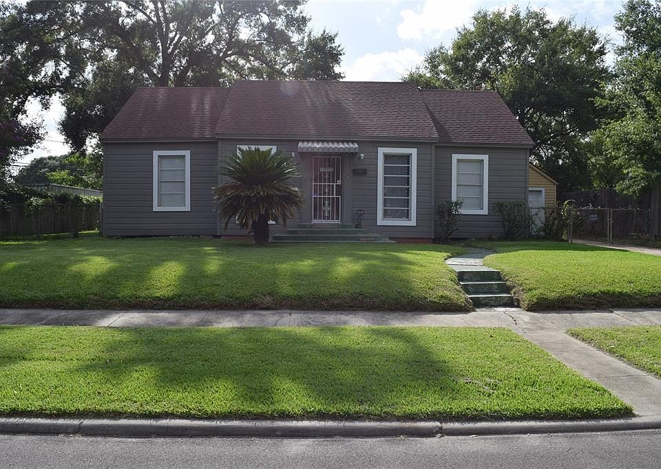 1st image of 1412 Smallwood Ln