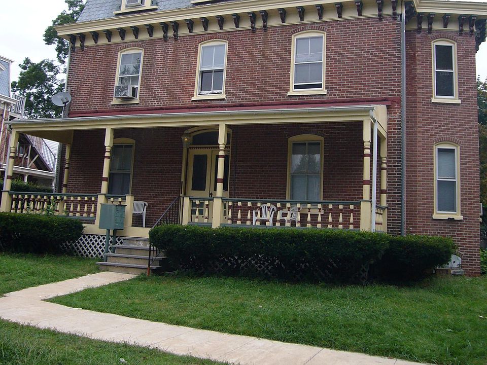 1st image of 301 S Broad St APT 4