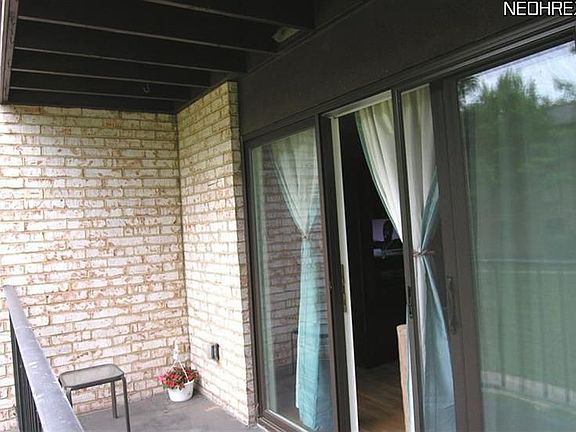 5th image of 16435 Heather Ln #S201