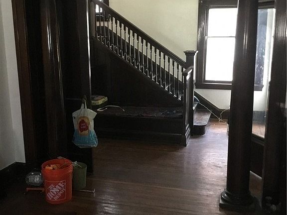 5th image of 1497 E 107th St
