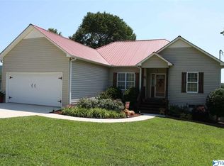 80 Oneal Ln, Guntersville, AL 35976