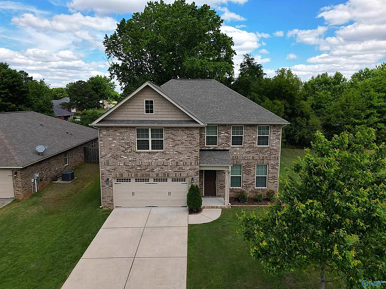 114 Summer Pointe Ln — Photo 3