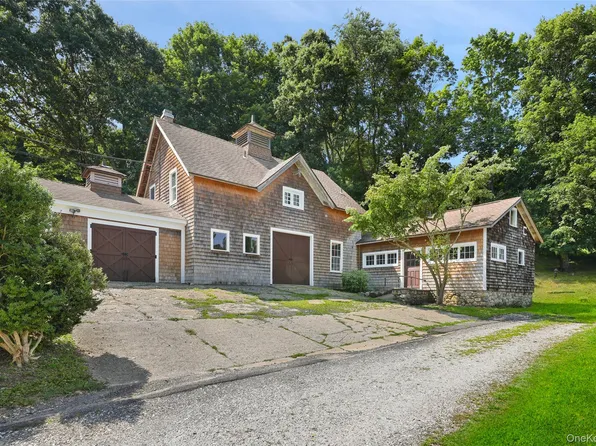 326 Bedford Center Road, Bedford Hills, NY 10506