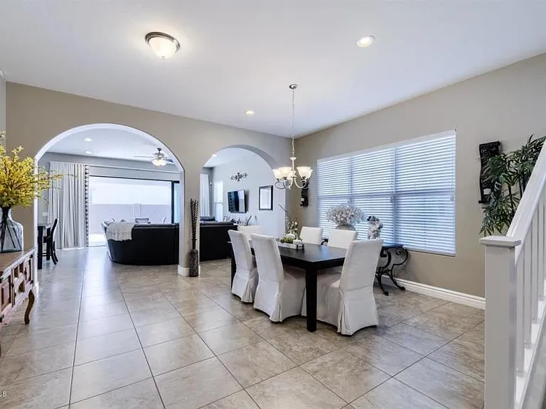 5104 S Salk Ln — Photo 9