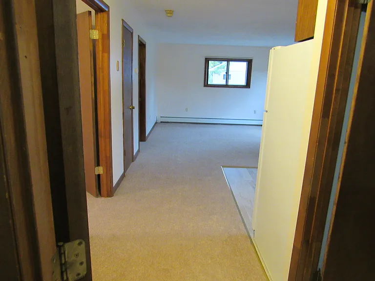 34 Hyde Park Dr #D — Photo 9