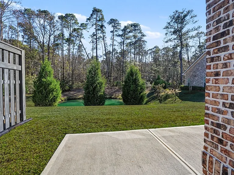 120 Hope Ln #B — Photo 36