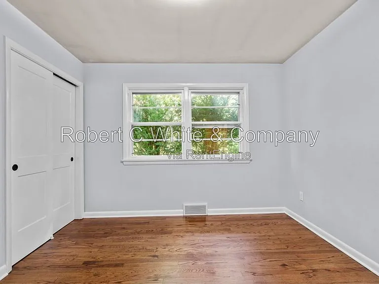 851 Ward Ln — Photo 17