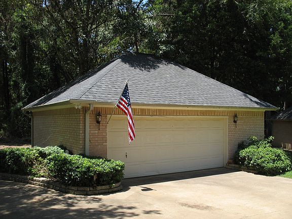 5th image of 1940 Woodhue Dr