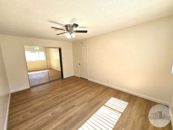 5th image of 4015 W 137th St APT 101