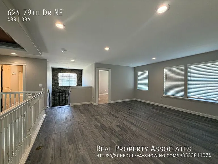 624 79th Dr NE — Photo 18