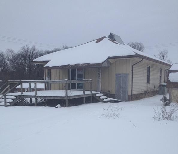 2nd image of 1017 N Washington St