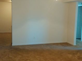 2540 S Ingram Mill Rd APT 321, Springfield, MO 65804