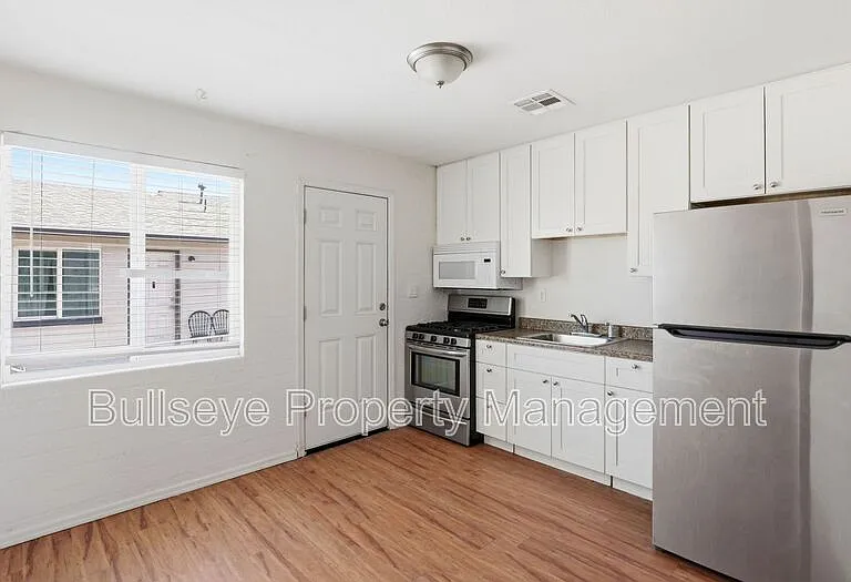 5645 S 6th St #2 — Photo 6