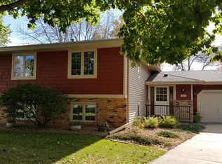 1812 Bielenberg Ct, Woodbury, MN 55125