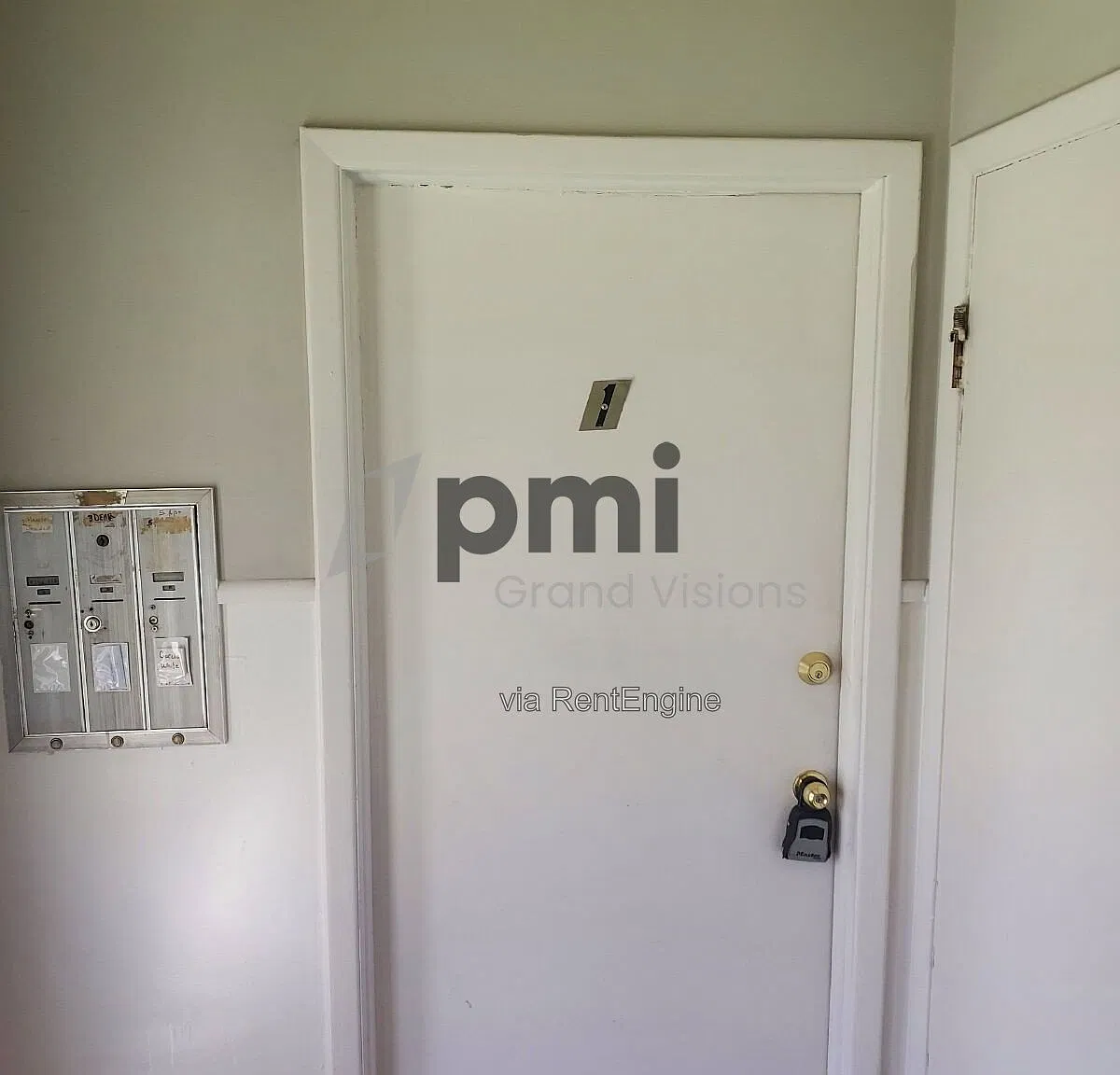 2 bed, 1.0 bath, 750 sqft, $1,061 — Photo 3