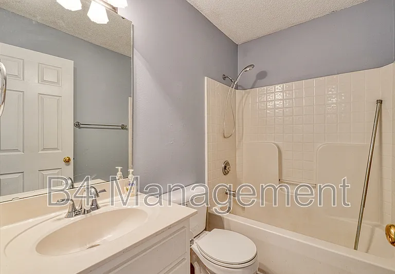 208 Cotton Creek Dr — Photo 15