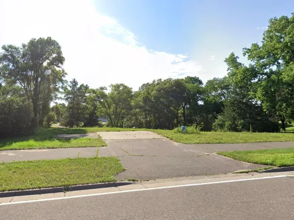 15360 Sunfish Lake Blvd NW, Ramsey, MN 55303